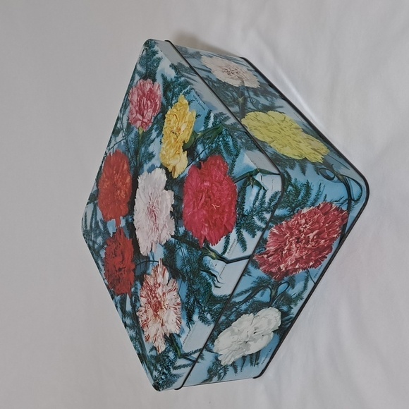 Carr's of England Other - RARE Carr’s of England Floral Tin 💐 | Vintage Cookie Box | Hood-Cottagecore